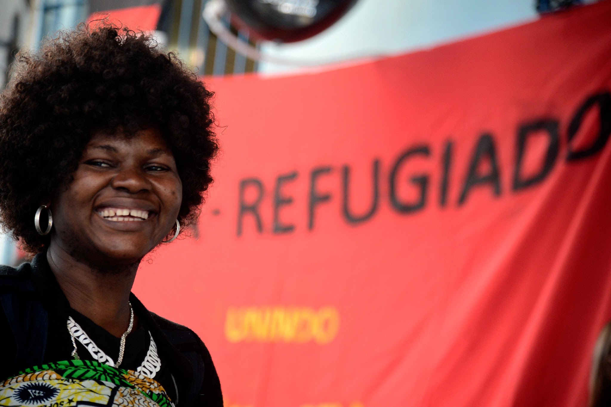 Rio de Janeiro - Refugiados do Congo e de outras nacionalidades que vivem no Rio se unem na torcida pela equipe de judocas de refugiados, na sede da Cáritas (Tânia Rêgo/Agência Brasil)