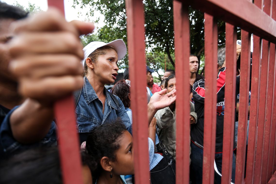 Venezuelans await a place in refugee shelters in Boa Vista.