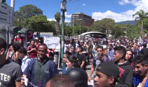 Protestos contra pose de Maduro para novo mandato