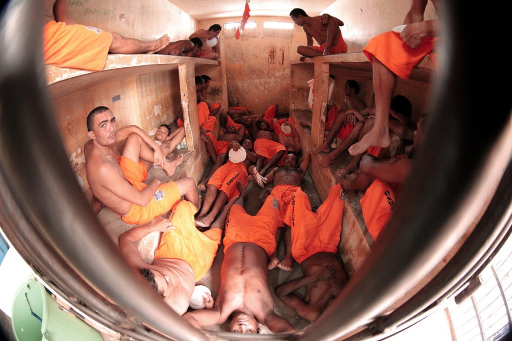 Detainees in cell. Photograph taken during inspection carried out by Conectas, Justiça Global, Maranhense Society for Human Rights and the Brazilian Bar Association of Maranhao. São Luís (MA).