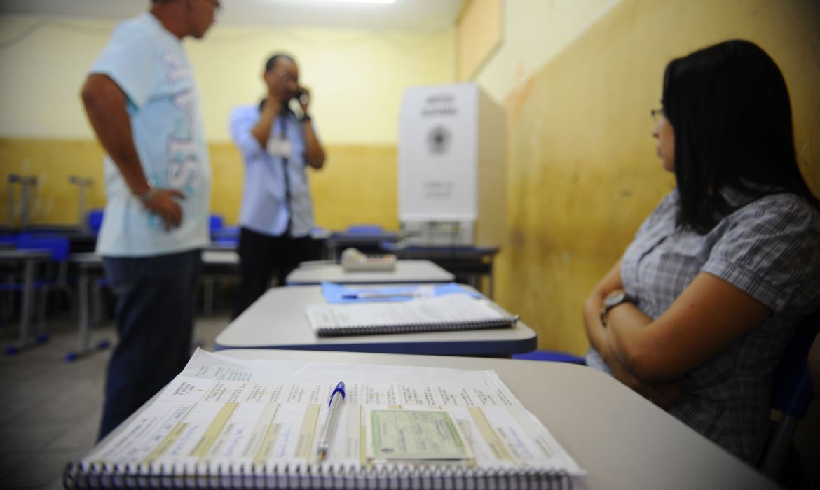 Atores internacionais destacam eficiência das eleições brasileiras ( Foto: Tânia Rêgo/Agência Brasil)