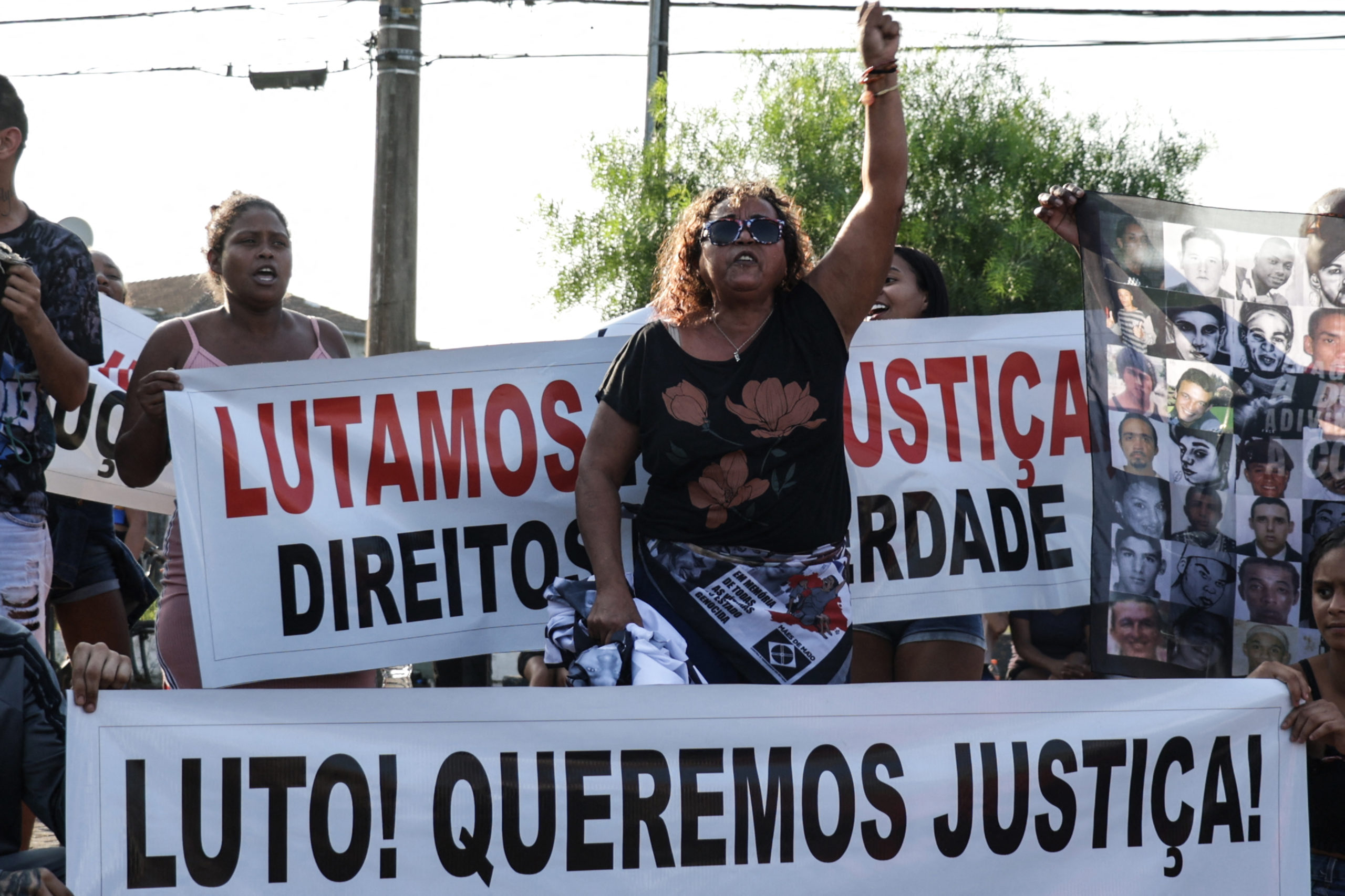 Manifestação contra as mortes causadas pela Operação Escudo, na Baixada Santista. (Foto de Allison Sales / AFP)